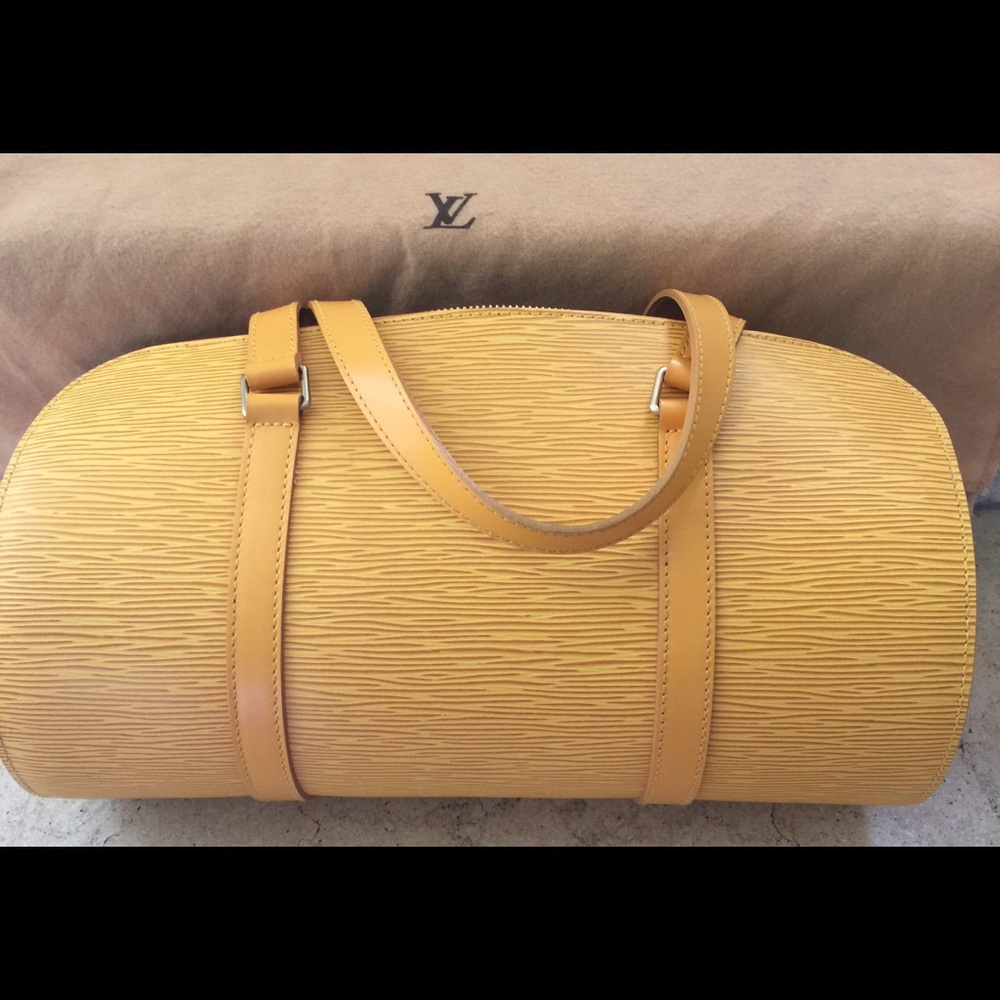 HOLD ❤️LOUIS VUITTON ICONIC SOUFFLOT EPI BAG🎊HP